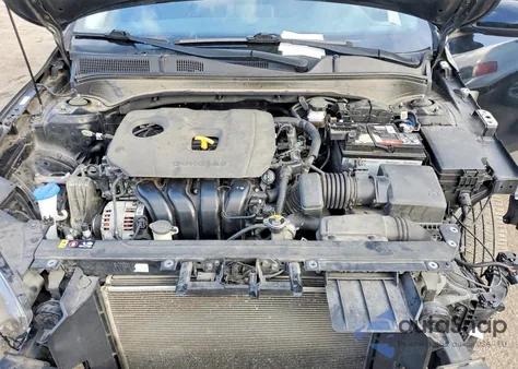 2021 Kia Forte Lxs z USA, uszkodzony, nr VIN 3KPF24AD1ME266556